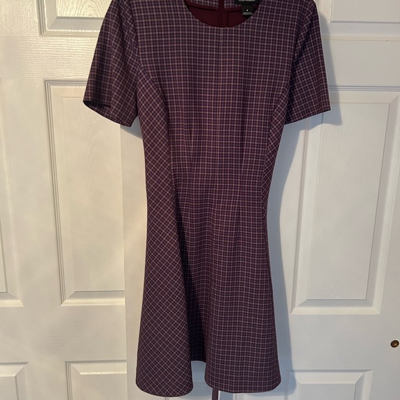 Women’s size 8 checked, Monaco dress in excellent condition. - Picture 1 of 4